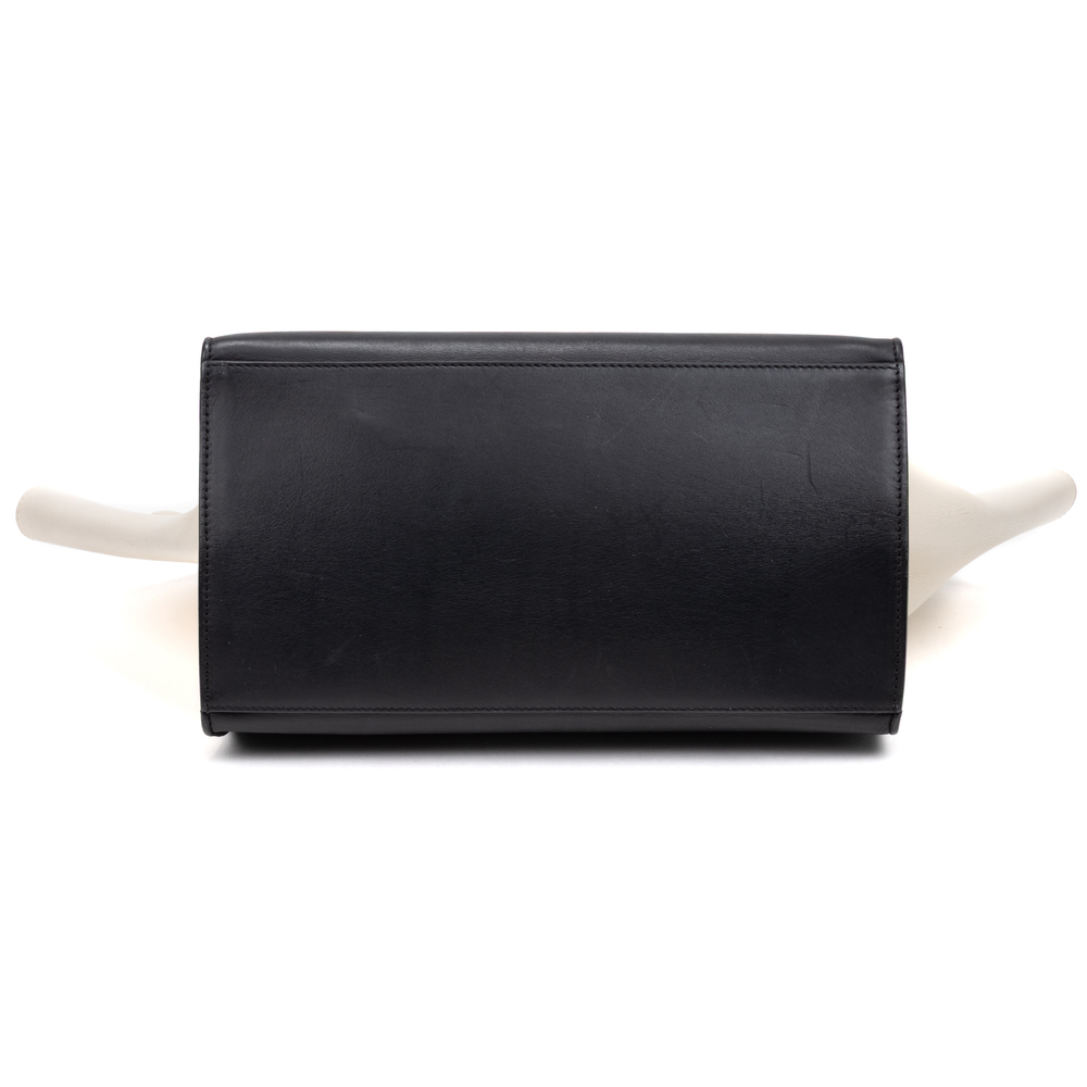 Celine Trapeze - Picture 6 of 11